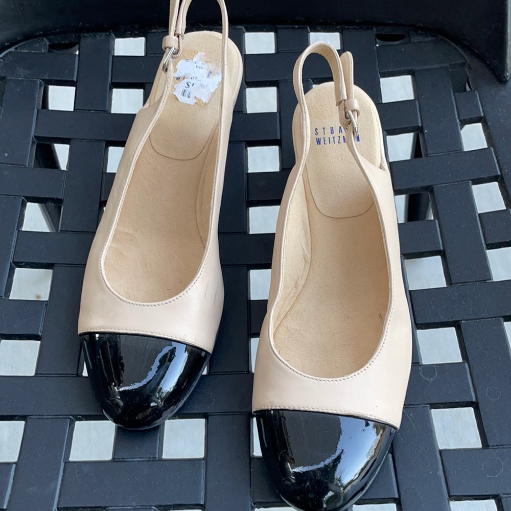 Stuart Weitzman, EUC, 8.5, Classic Low Wedge Sandal Heel